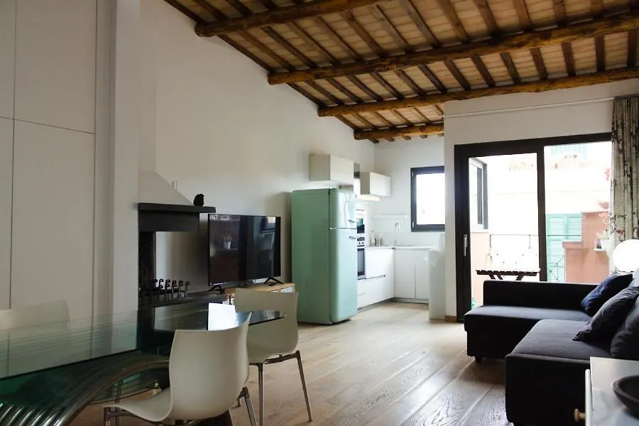 Apartment Stylish Penthouse With Terrace In Trastevere Rome