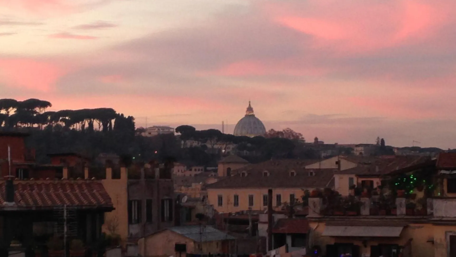 Stylish Penthouse With Terrace In Trastevere Rome
